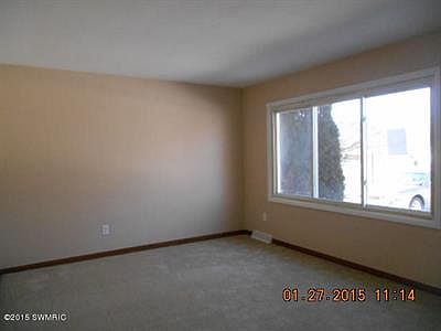 4th image of 5358 Pinebrook Ave SE