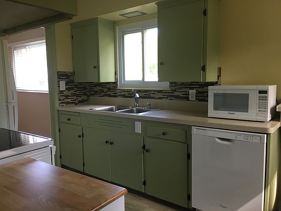 5th image of 535 Bayfair Dr