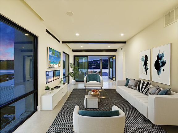 3rd image of 1400 Scenic Dr APT 1