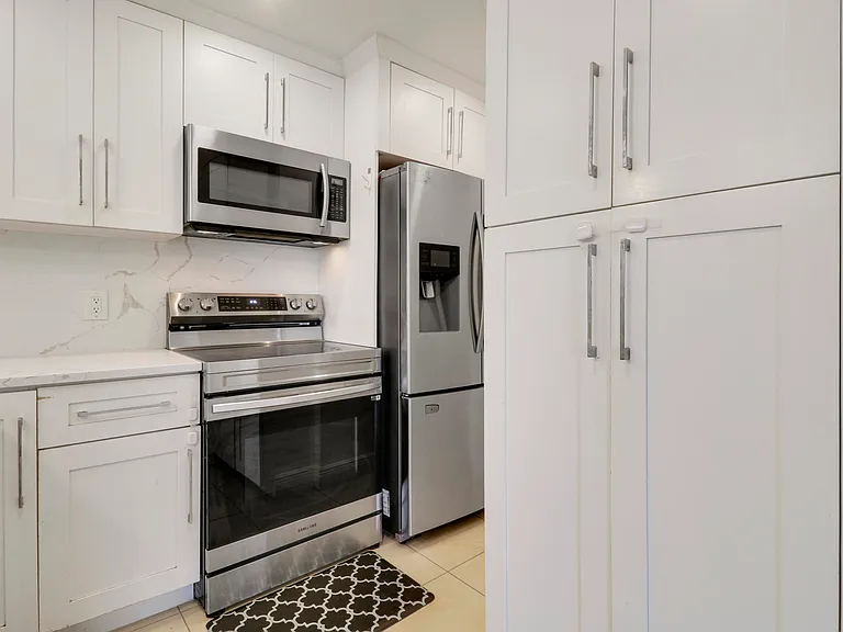 3630 Alder Dr #E2 — Photo 19