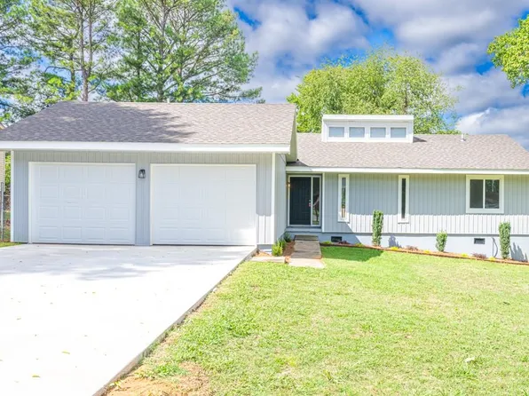 409 Broadway St, Florence, AL 35630