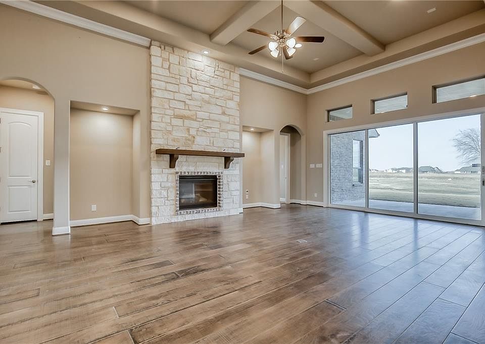 1st image of 6601 Erin Ln