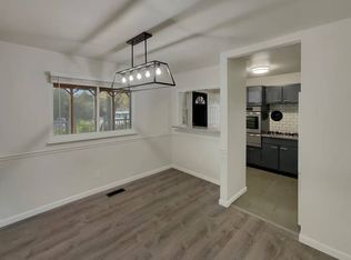 1525 Mullanphy Rd, Florissant, MO 63031