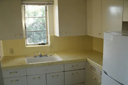 2606 E Linden St — Photo 9