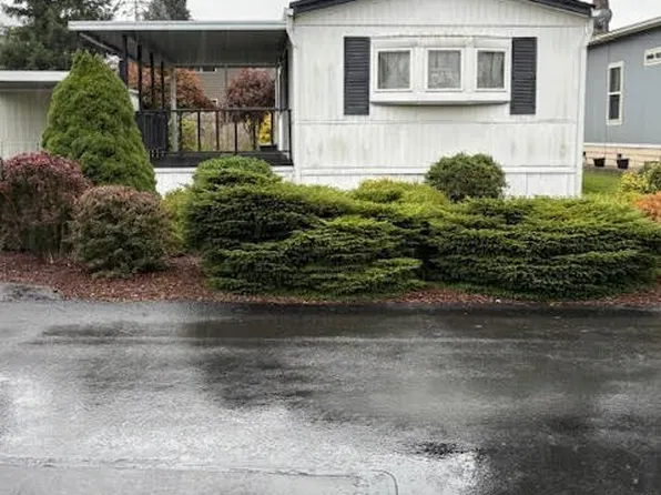 930 Mountain Villa Loop, Enumclaw, WA 98022