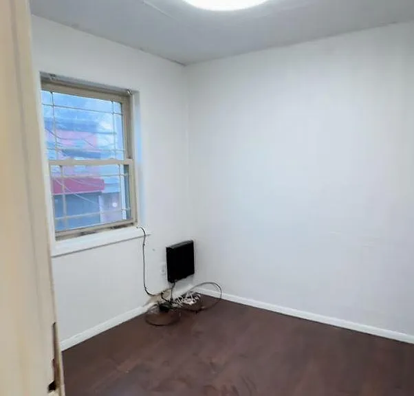 1255 Bay St #1 — Photo 9