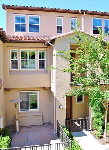 1st image of 101 Playa Cir