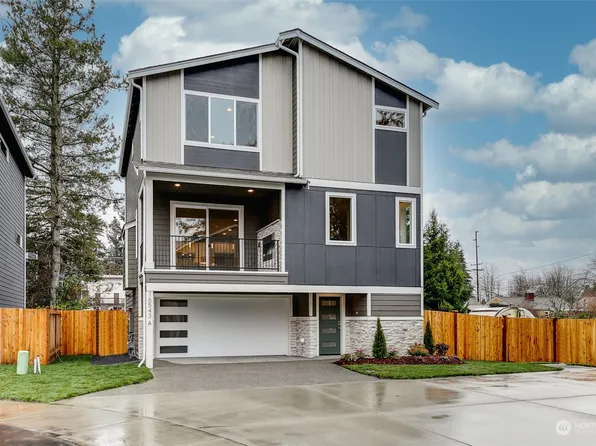 16535 8th Avenue NE #B, Shoreline, WA 98155