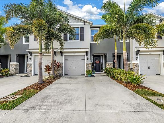4th image of 8637 Daydream St