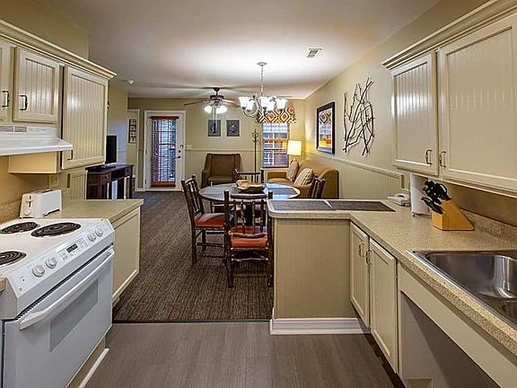 4th image of 105 Turning Leaf Ln #60