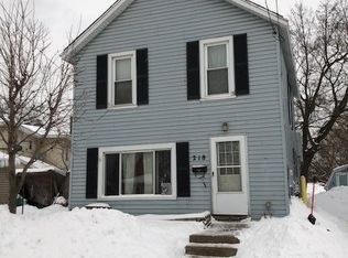 218 Arlington St, Sault Sainte Marie, MI 49783