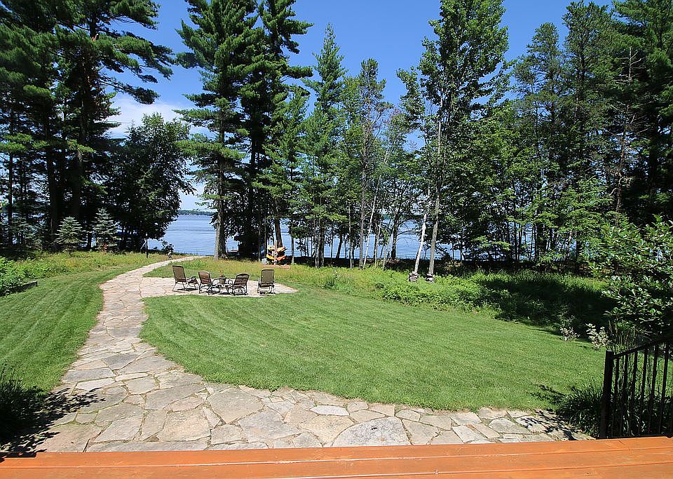 1st image of 4774 Blackberry Ln