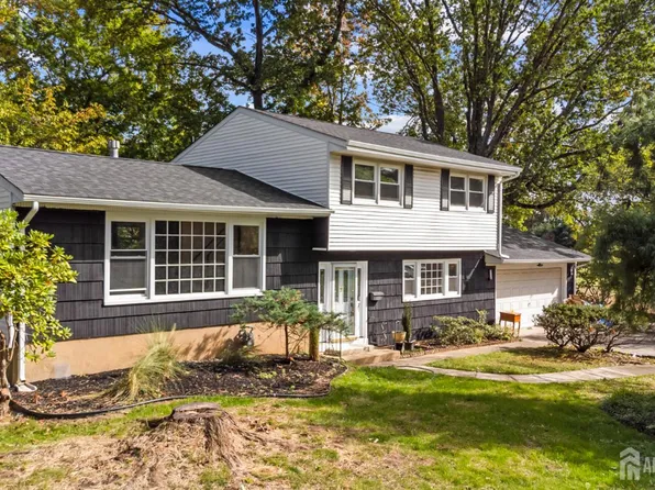 7 Hamlin Rd, East Brunswick, NJ 08816