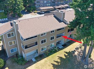 20183 Vikings Crest Loop NE APT 4-205, Poulsbo, WA 98370