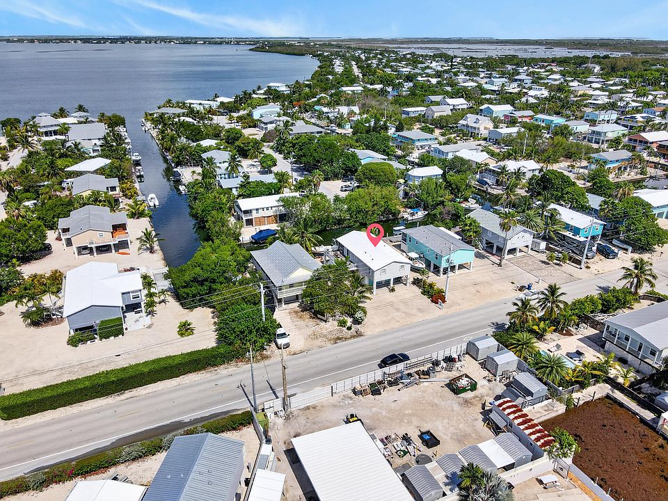 1st image of 342 Spanish Main Dr