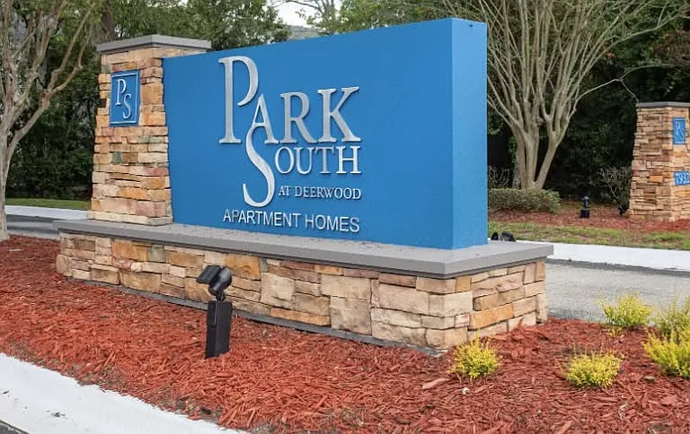 Park South at Deerwood — Photo 2