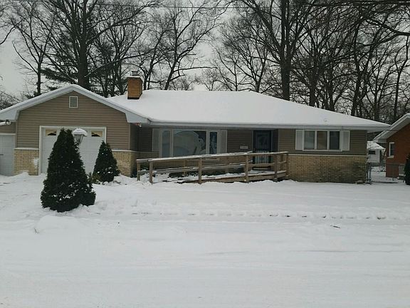 3rd image of 1355 Eastwood Dr