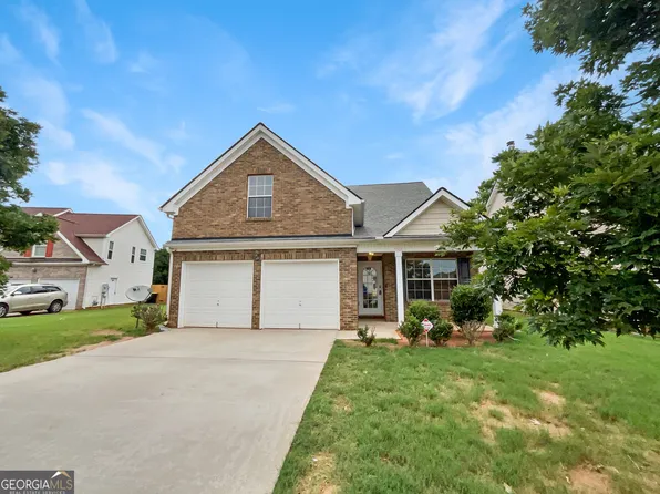 1804 Sandy Trail Dr, Hampton, GA 30228