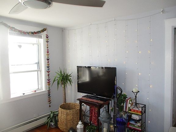 5th image of 37 Whiton Ave