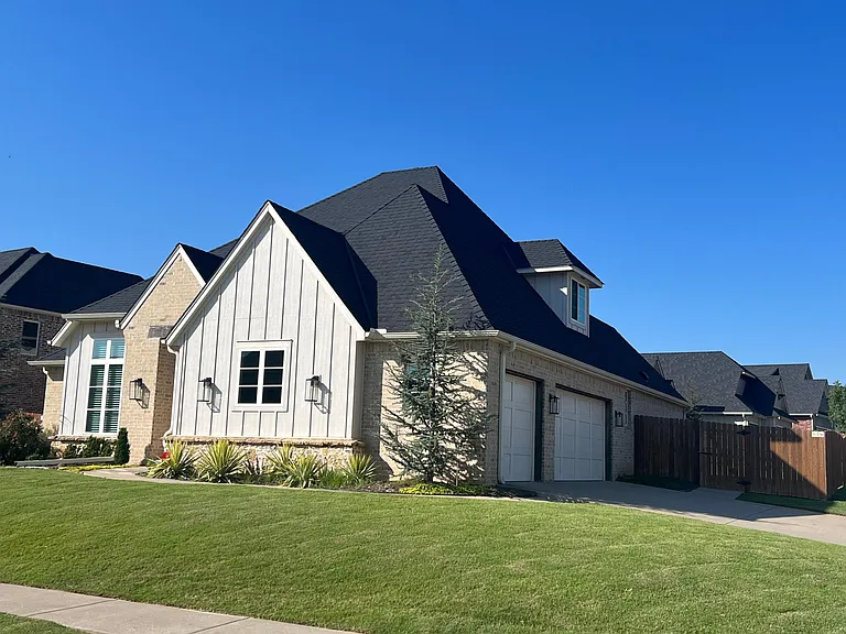 4625 Green Country Rd — Photo 2