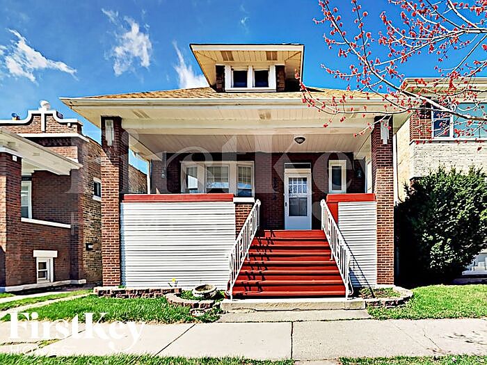 1st image of 2224 Elmwood Ave