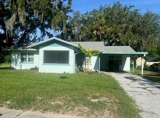 711 S Clayton St, Mount Dora, FL 32757