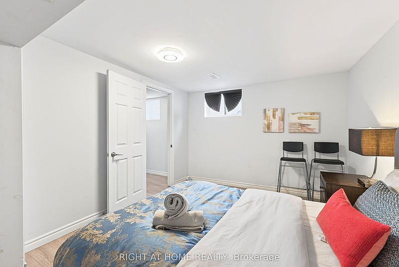Ottawa House for rent - 4 Bedrooms — photo 28