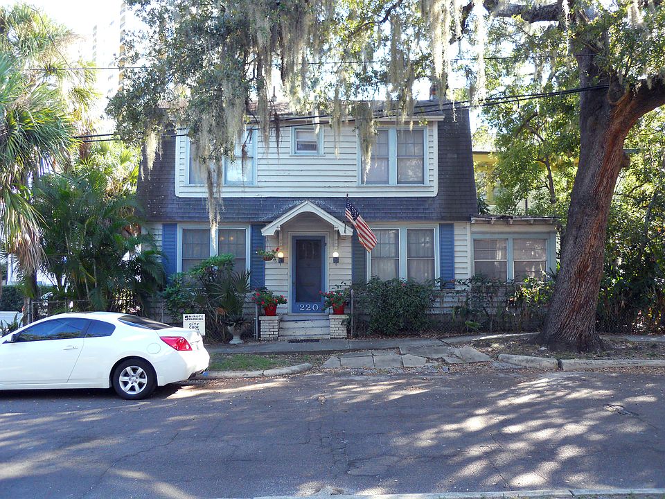 1st image of 220 Beach Pl