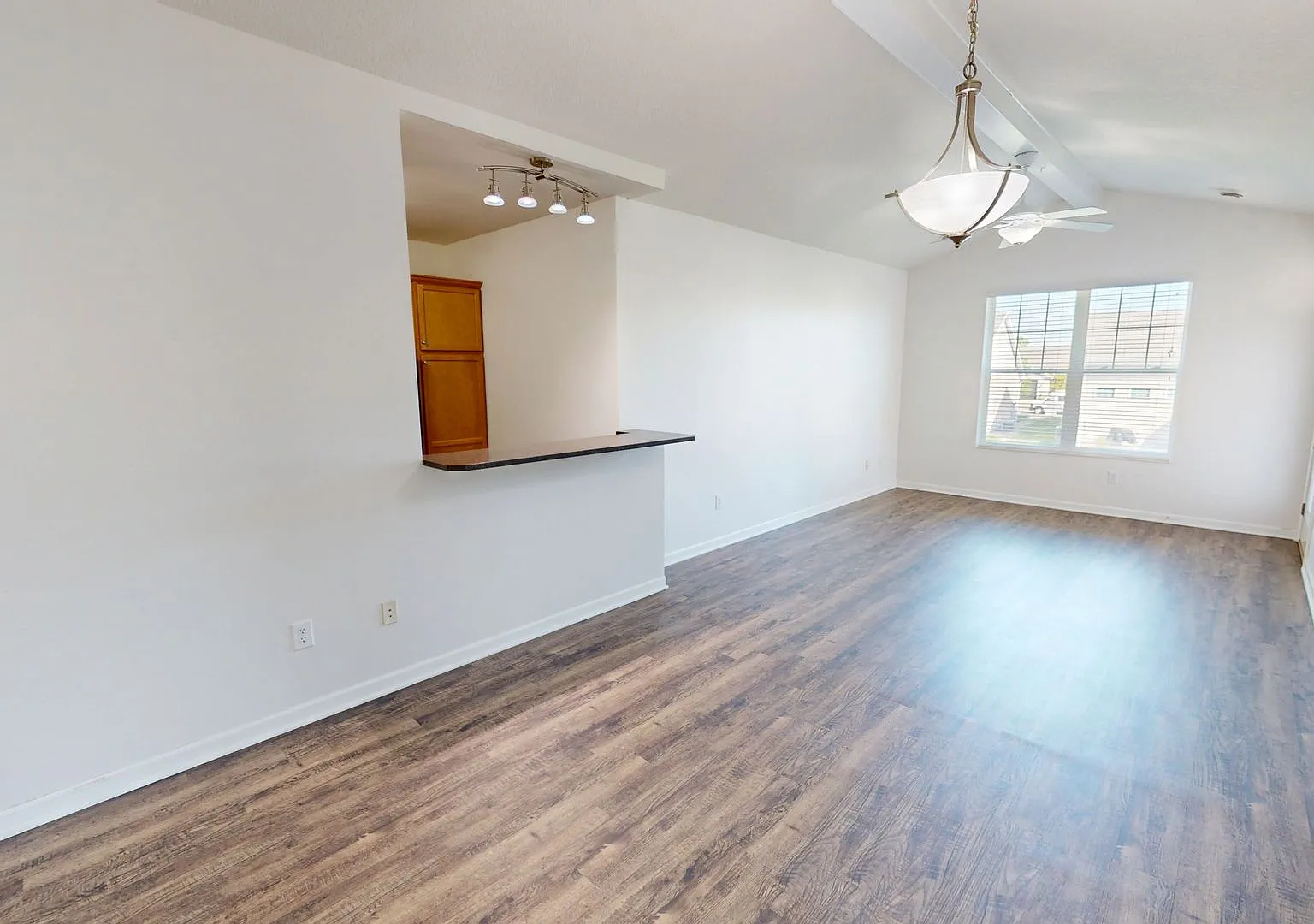 2811 Talon Dr. — Photo 2