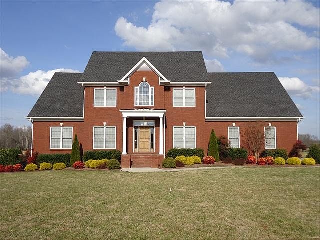 1st image of 514 Roberts Creek Cir