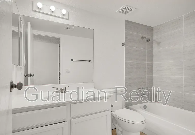 2639 Jacyra Ave — Photo 15