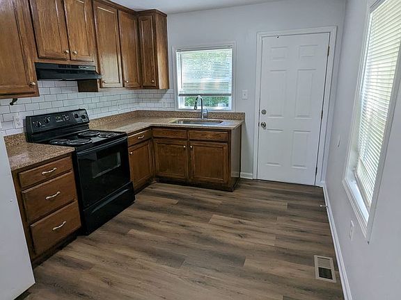 5th image of 4173 Brenda Dr