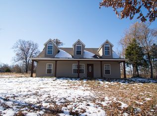 2942 Walker Rd, Grovespring, MO 65662