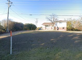 2421 Blackjack Rd, Starkville, MS 39759