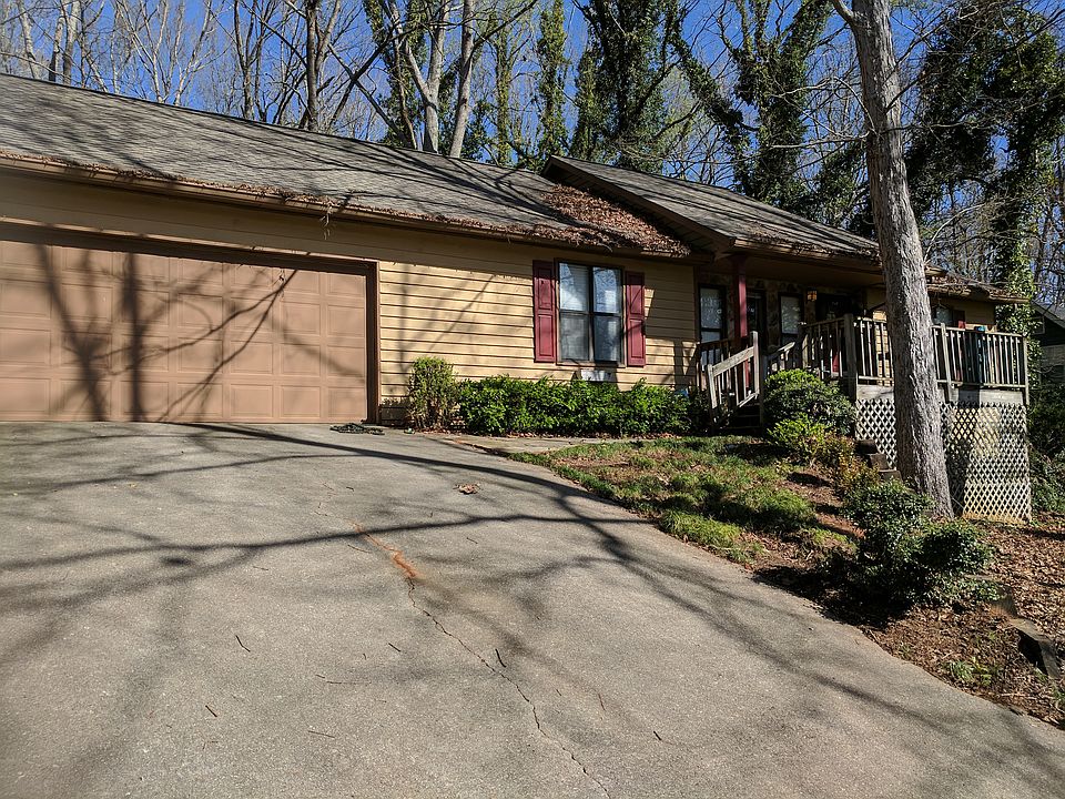 1st image of 1439 Ashbrook Dr