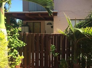 810 NW 105th Pl, Miami, FL 33172