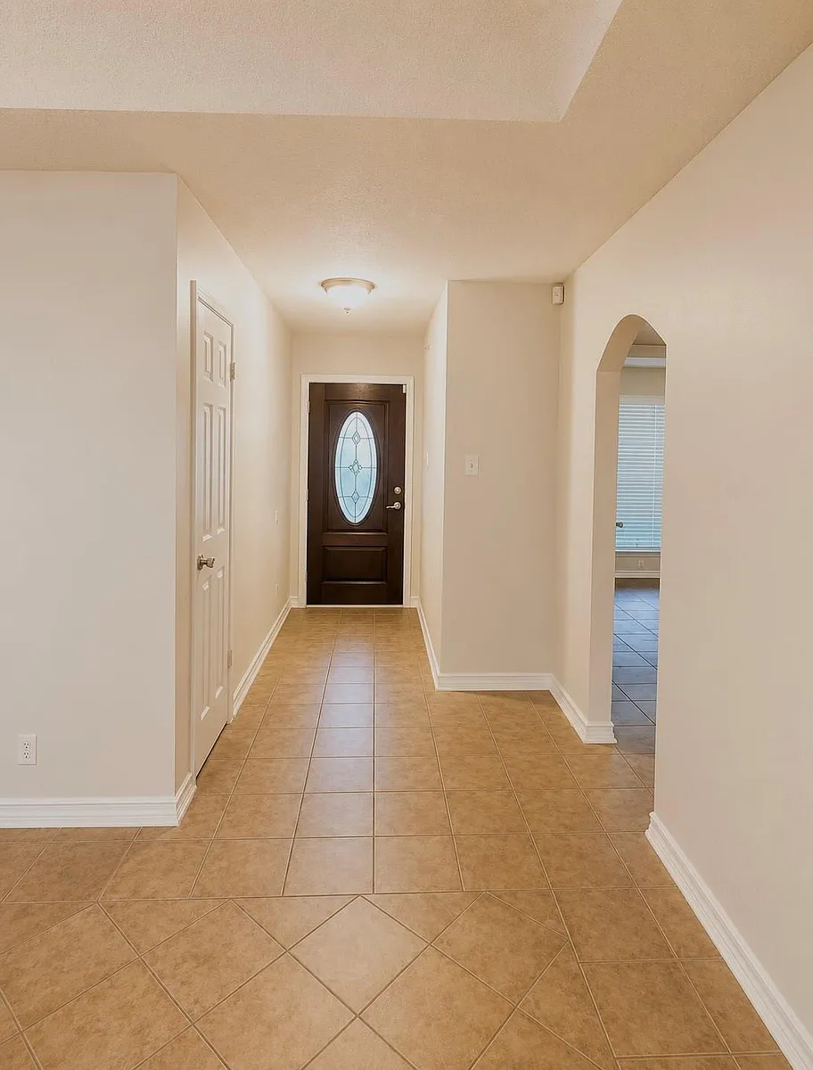 Building Photo - 7446 Soledad Dr