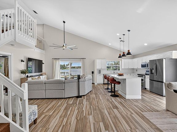 2nd image of 7277 Shell Ridge Terrace