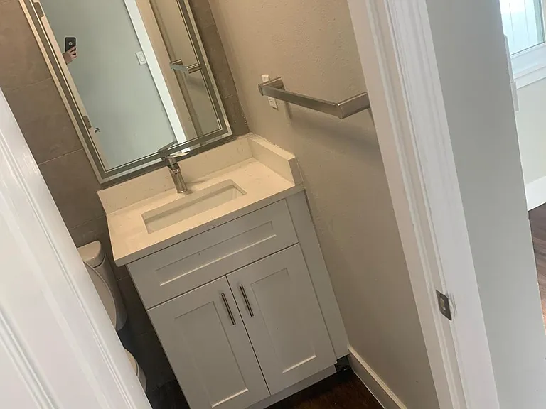 1858 Cornell Ave #1 — Photo 5