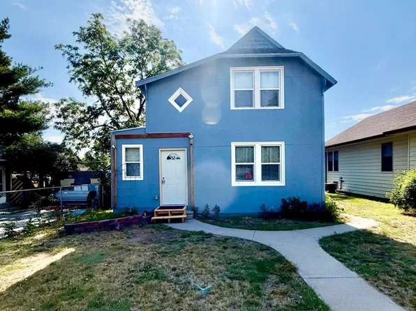 407 E 5th St, McCook, NE 69001