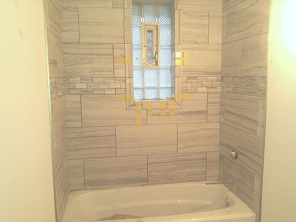 Bath Surround