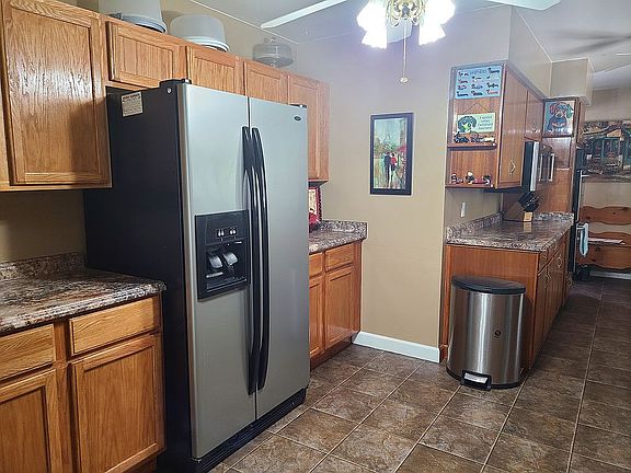 room for a table or island