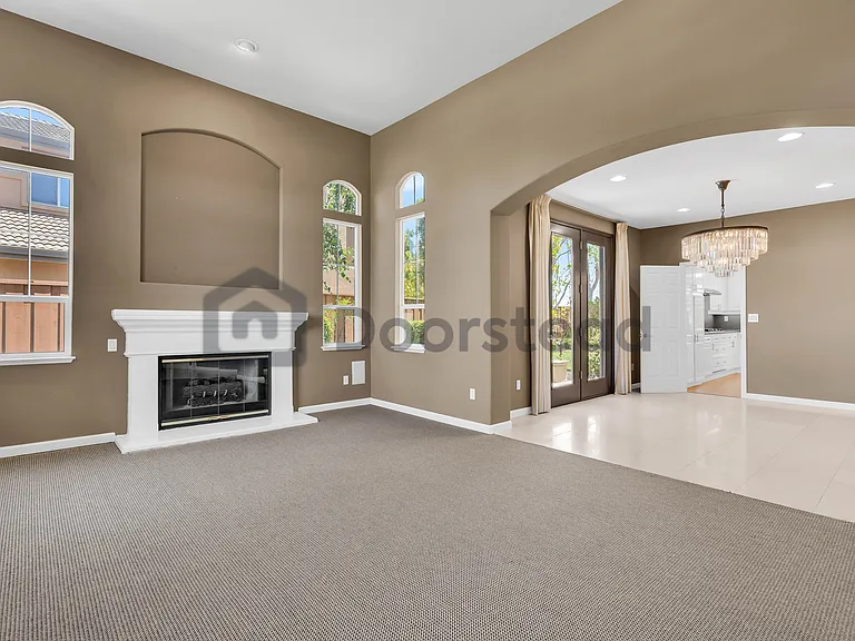 513 Winding Brook Ct — Photo 7