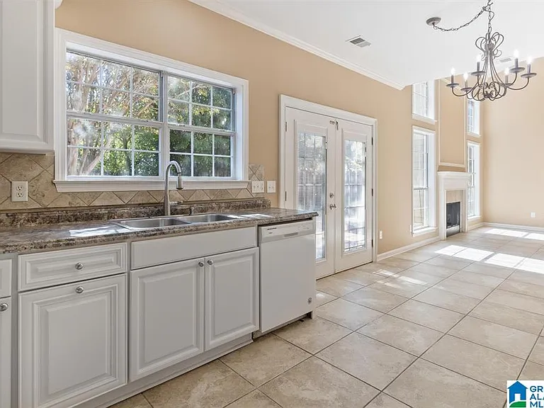 2148 Forest Lakes Ln — Photo 15