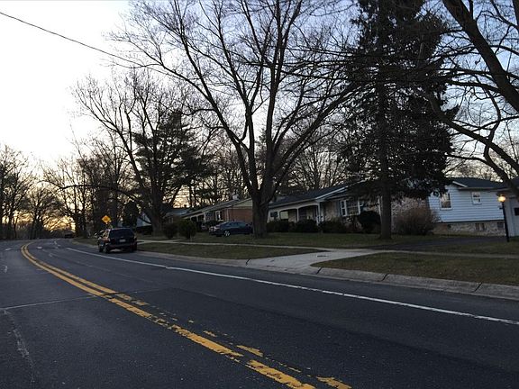 5th image of 14308 Bauer Dr