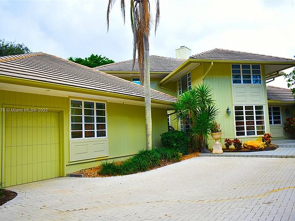 3rd image of 6500 SE Winged Foot Dr #21