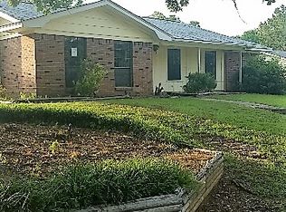 1807 Rollingwood Dr, Tupelo, MS 38801