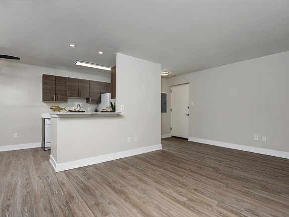 4th image of 7820 Algon Ave #C124
