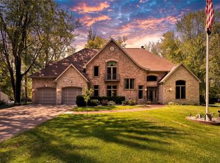 N3877 Betty Dr, Hortonville, WI 54944