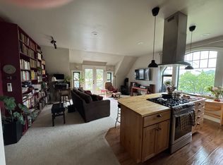 221 Maple Ave, La Conner, WA 98257